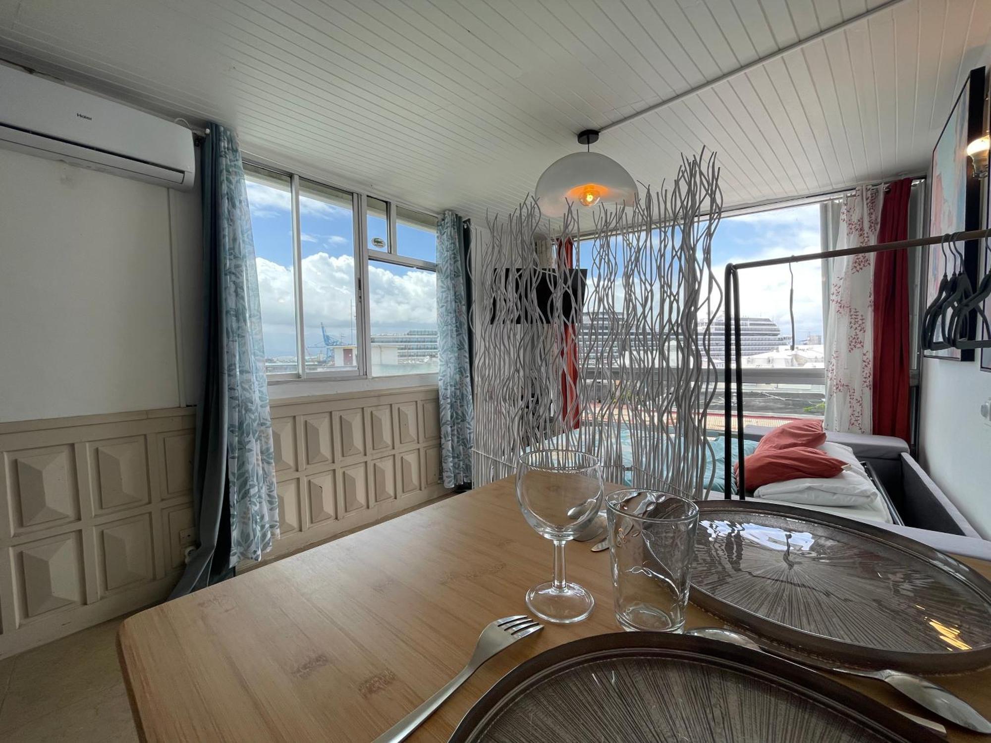 Апартаменты Penthouse Seaside 10 Min Port, Croisiere Et Aeroport Пуэнт-а-Питр Экстерьер фото